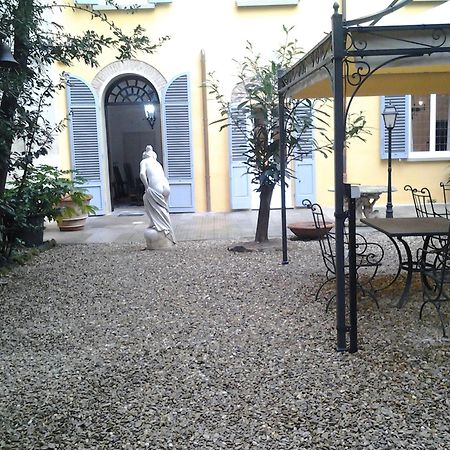 Ferienwohnung Little Garden Donatello Florenz Exterior foto