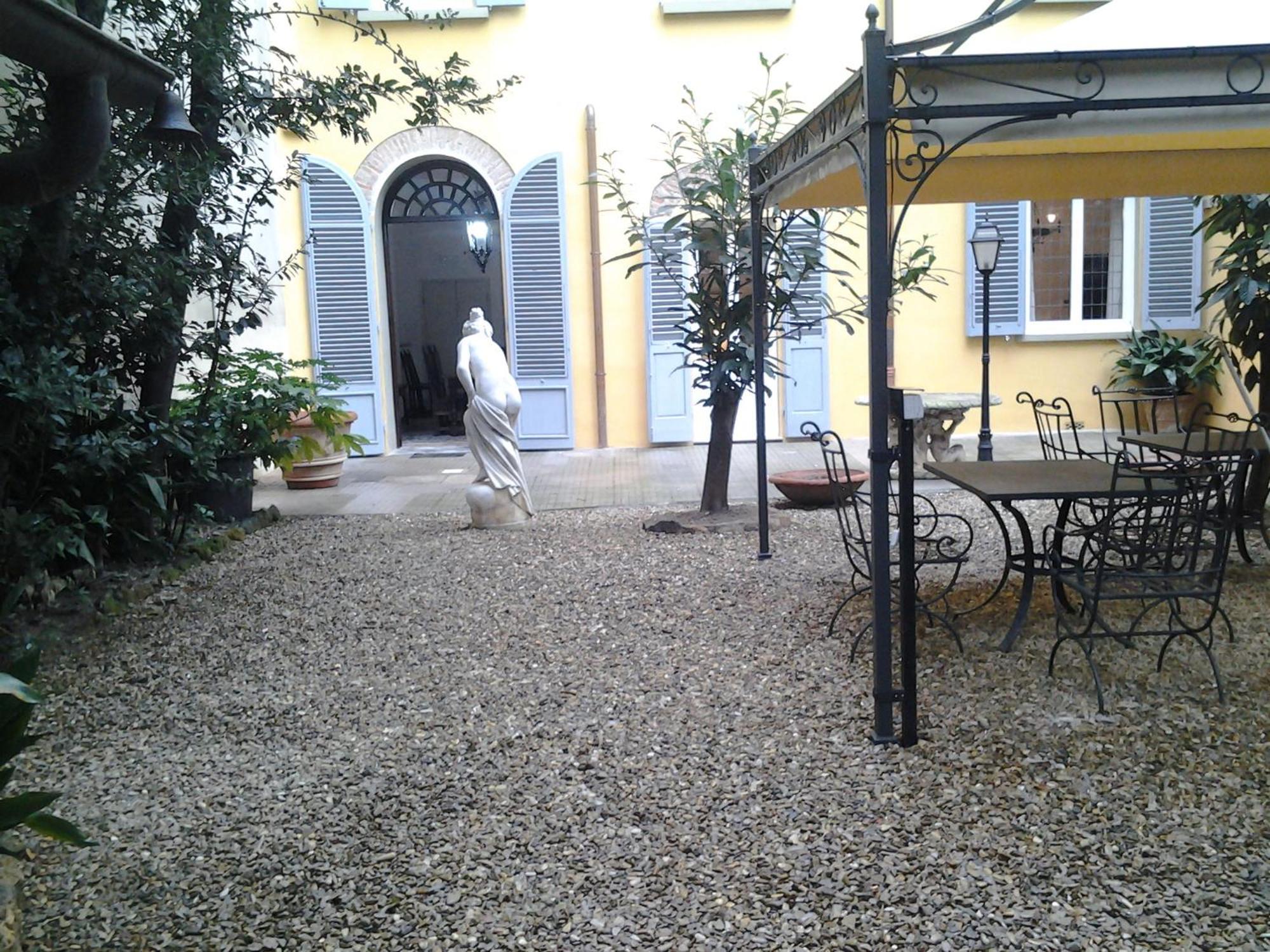 Ferienwohnung Little Garden Donatello Florenz Exterior foto