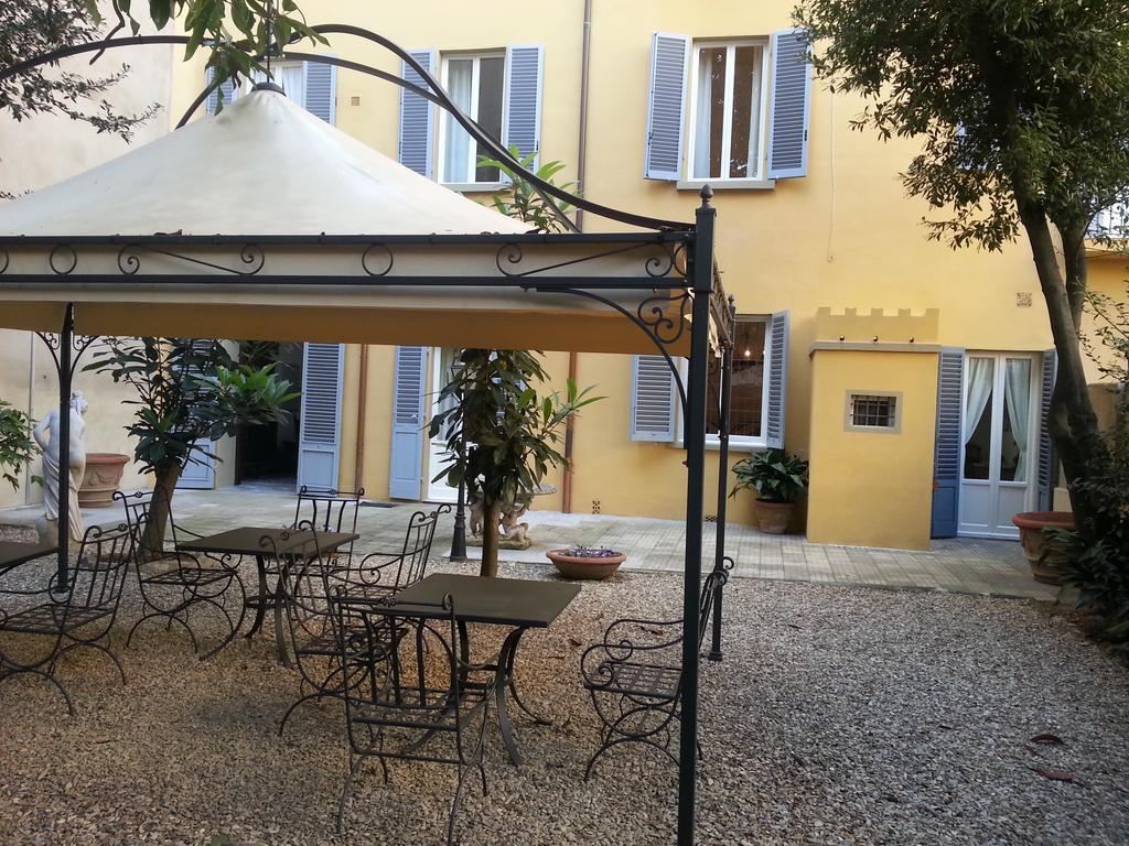 Ferienwohnung Little Garden Donatello Florenz Exterior foto
