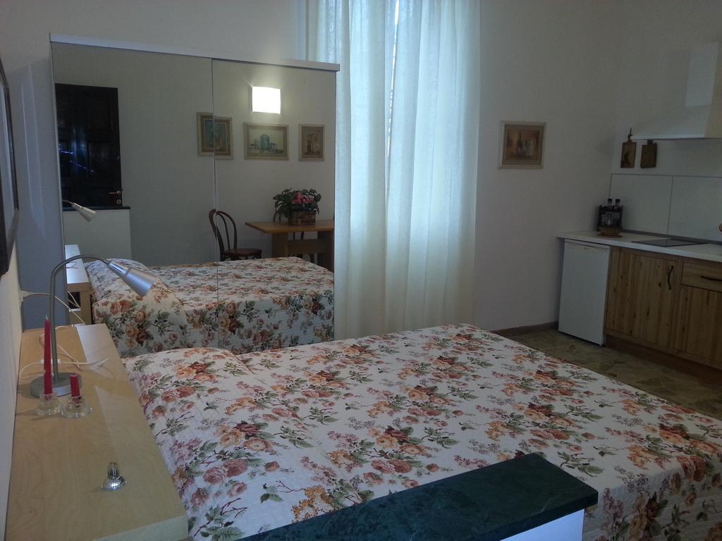 Ferienwohnung Little Garden Donatello Florenz Exterior foto