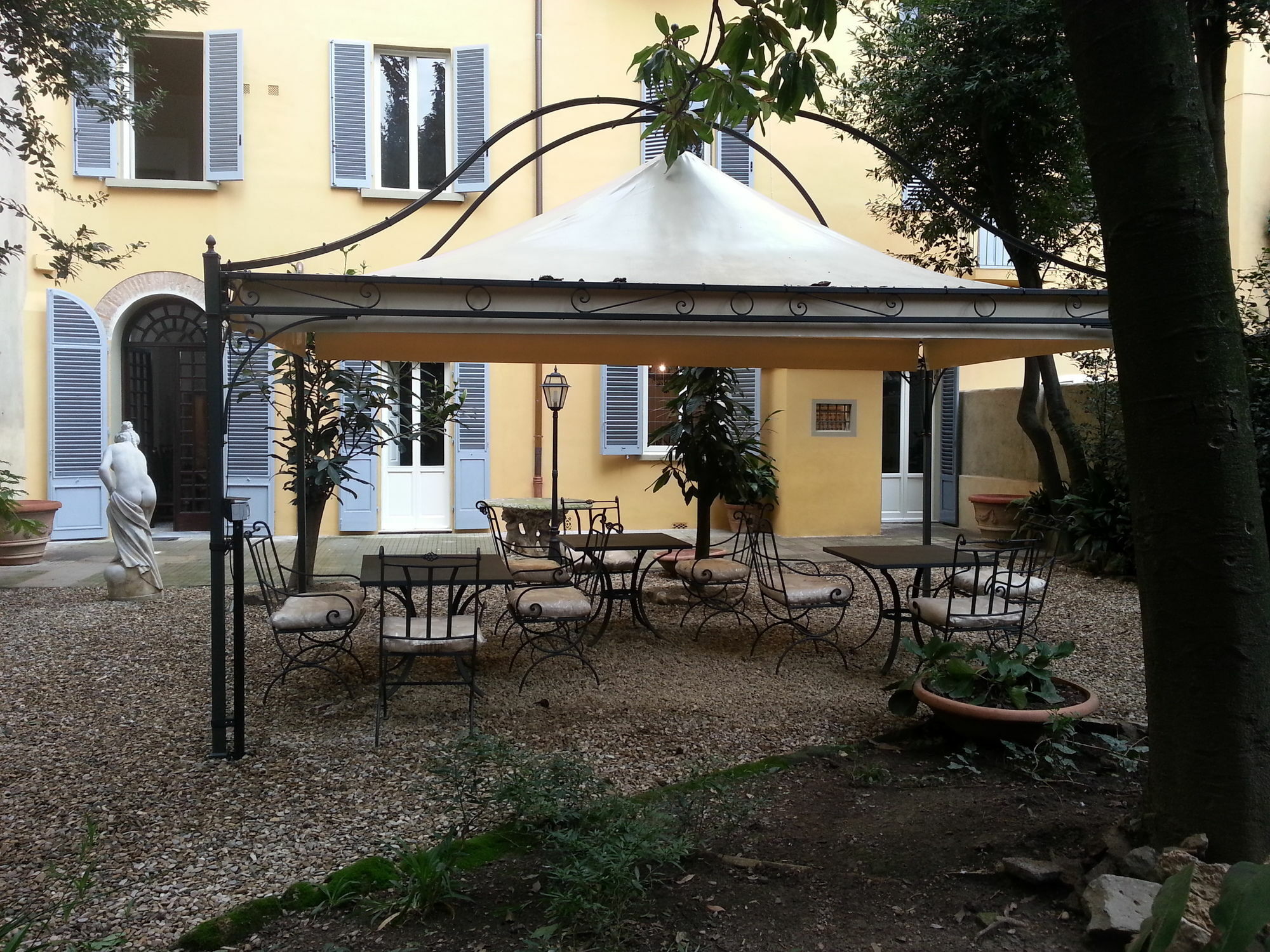 Ferienwohnung Little Garden Donatello Florenz Exterior foto